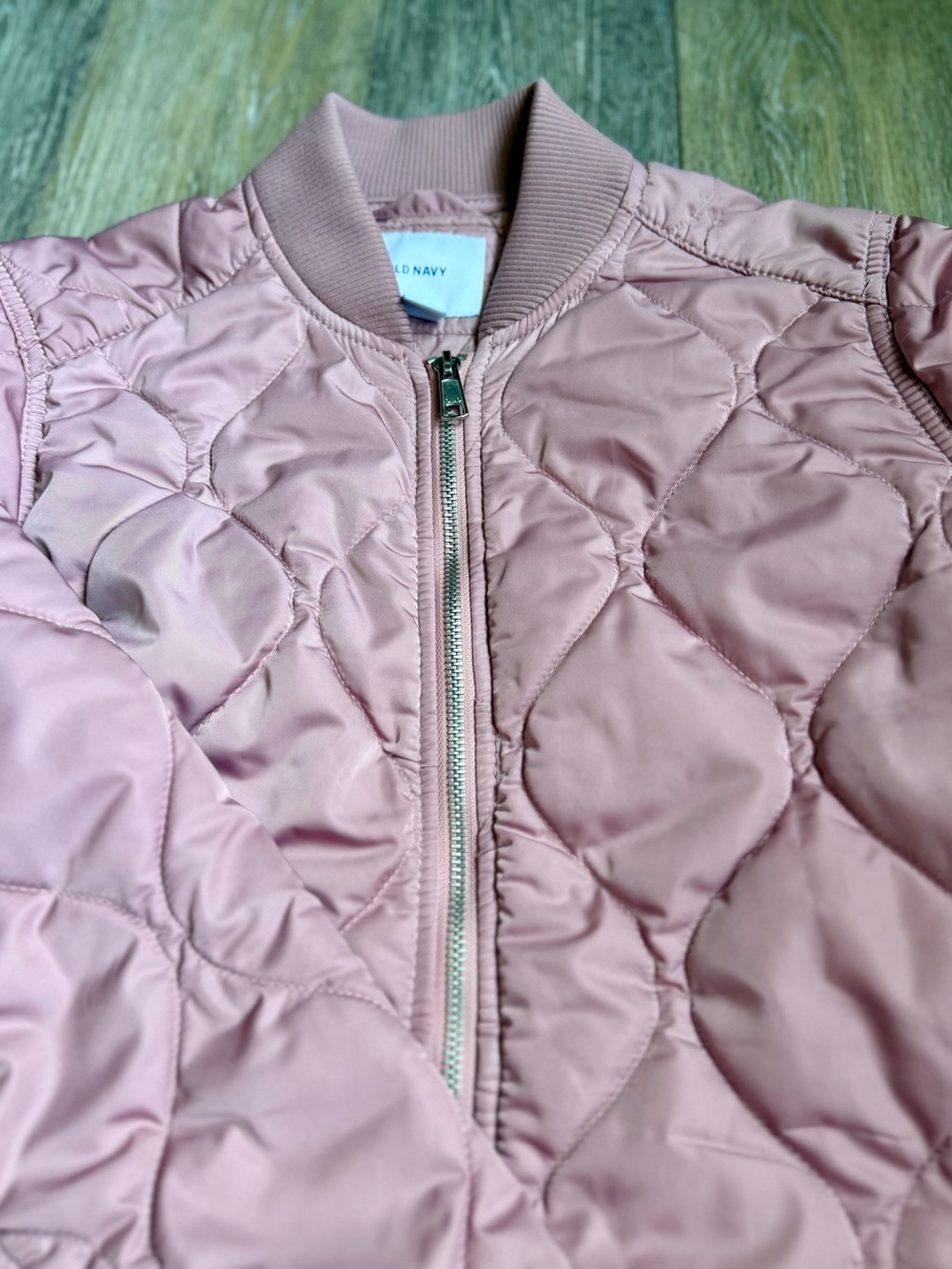 |82001| Old Navy Pink Quilted Lightweight Bomber Jacket | Size Small - Picture 5 of 7